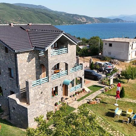 Helga'S Guesthouse Lin Екстер'єр фото
