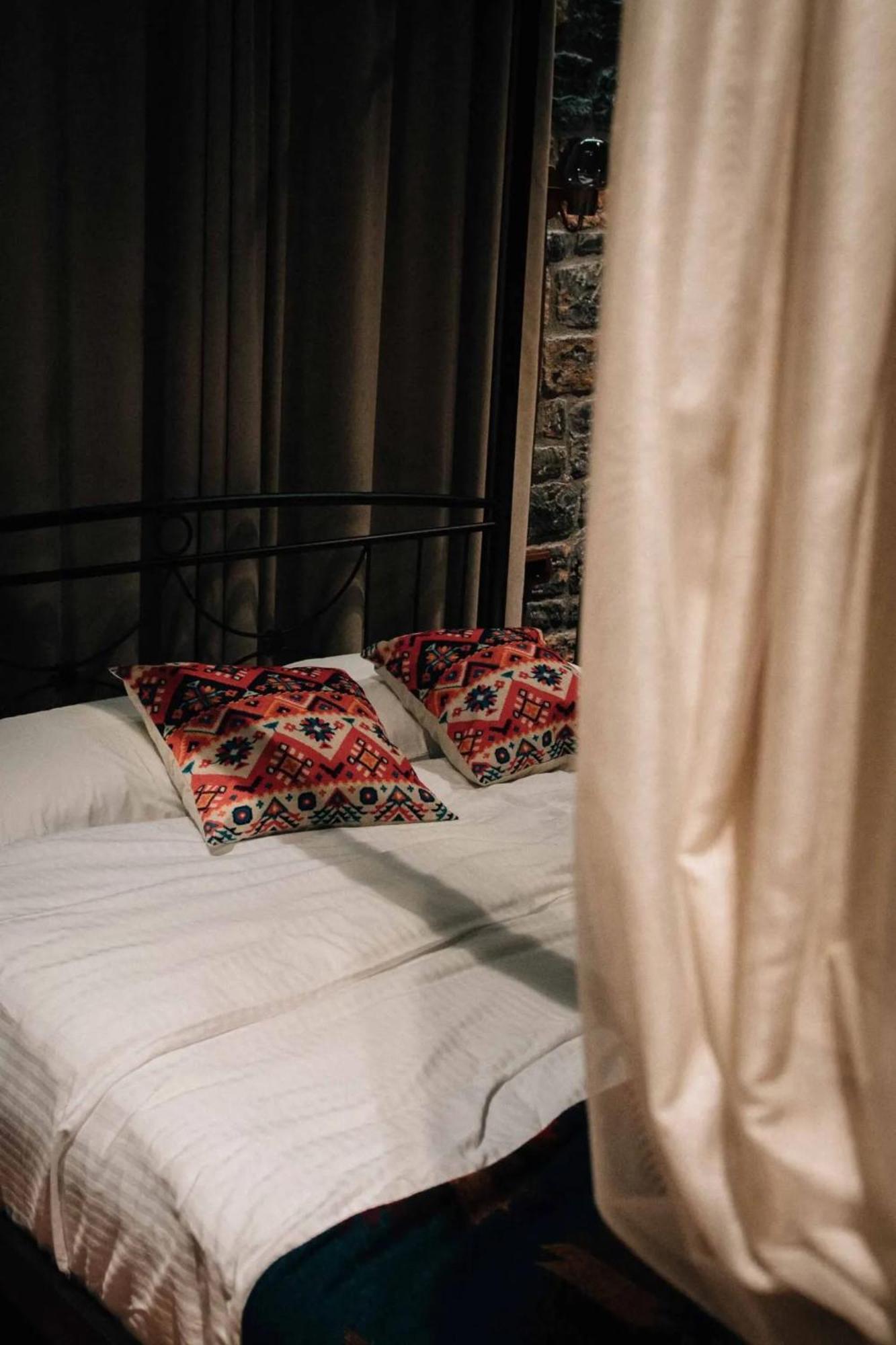 Helga'S Guesthouse Lin Екстер'єр фото