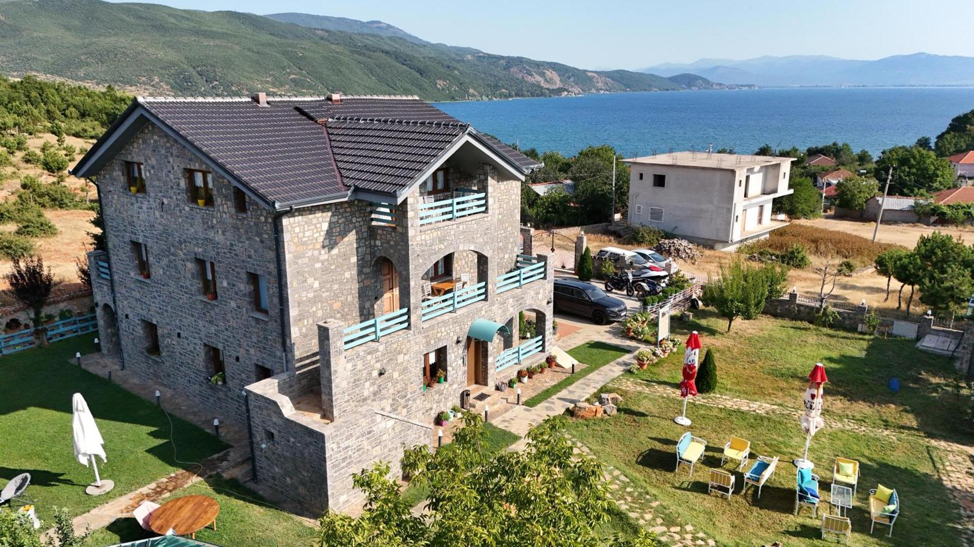 Helga'S Guesthouse Lin Екстер'єр фото